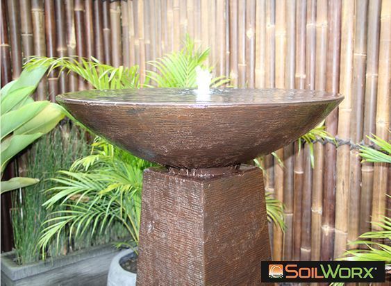 Aquarius Fountain – Medium Grey